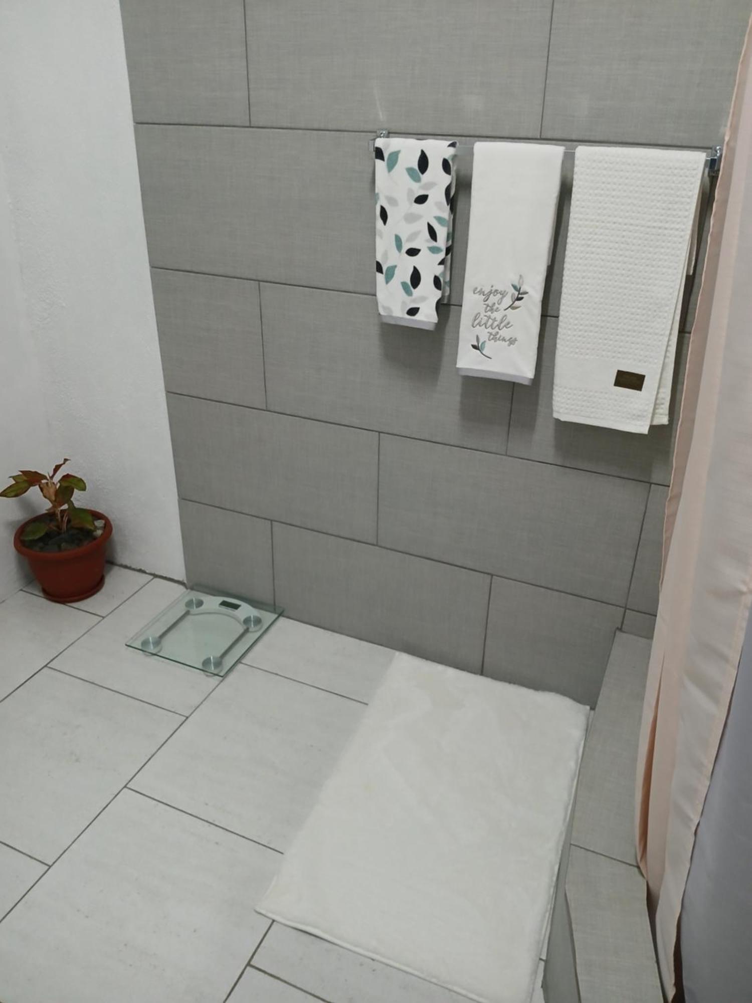 Natrue'S Haven Bed & Breakfast Marigot Dış mekan fotoğraf